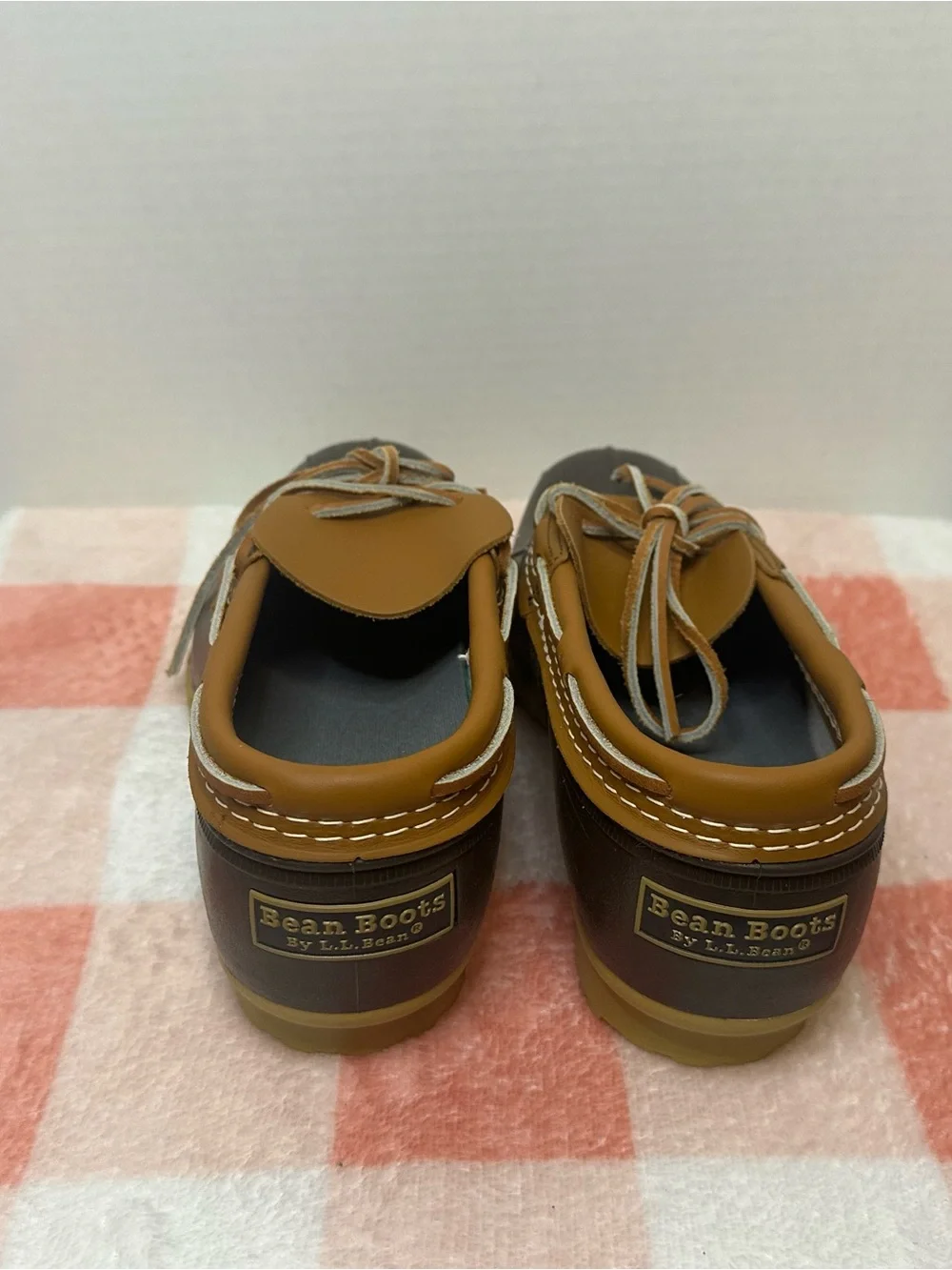 LL Beans women’s size 8 Brown Two-Tone Duck Rain Shoes